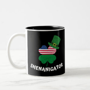 St. Patrick's Day Shenanigator Zweifarbige Tasse