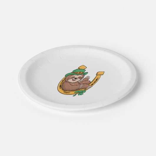 St Patrick's Day Sloth Horseshoe Lucky Pappteller (Schrägansicht)