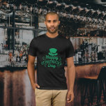 St. Patrick's Day T - Shirt<br><div class="desc">Feiern Sie stilvoll den St. Patrick's Day mit einem festlichen T - Shirt,  der Ihren irischen Stolz zeigt.</div>