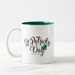 St. Patrick's Day Typografie. Kobold Zweifarbige Tasse
