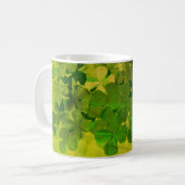 St. Patrick's Day und Viel Glück , vierblättrige Kaffeetasse (Vorderseite Links)