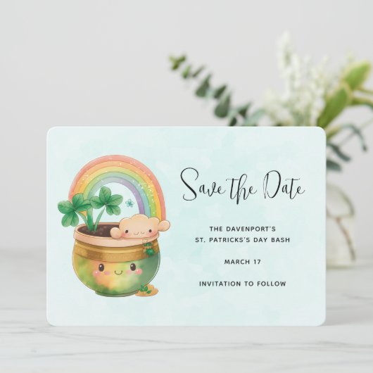 St. Patrick's Day Whimsical Rainbow & Clover Save The Date (Stehend Vorderseite)