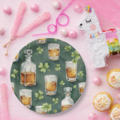 St. Patrick's Day Whiskey und Shamrock-Muster Pappteller (Party)