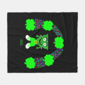 St. Patrick's FrankenKäse Medium Fleece Blanket (Vorderseite (Horizontal))
