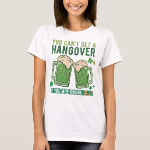 St. Patricks-Giganten-Kater-Getränketeam T-Shirt