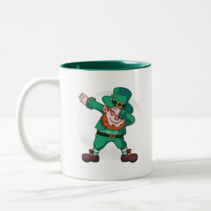 St. Patricks Kobold Dabbing Tanzend Zweifarbige Tasse