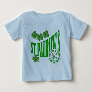 St Patrick's, küss mich, ich bin ein Kobobold Baby T-shirt