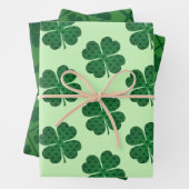 St Patricks Lucky Four Leaf Green Clover Pattern Geschenkpapier Set (Beispiel)