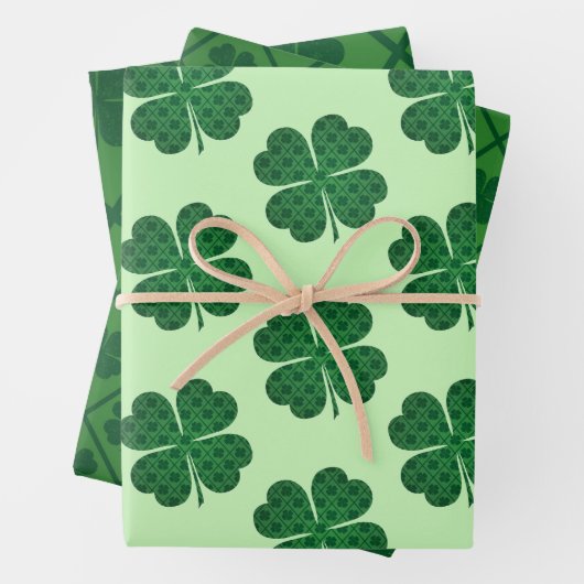 St Patricks Lucky Four Leaf Green Clover Pattern Geschenkpapier Set (Beispiel)
