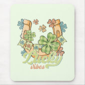St. Patrick's Lucky Vibes Mousepad (Vorne)