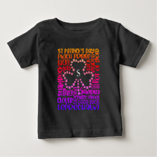St. Patricks Tag Kleeblatt Anfangsbuchstabe Baby T-shirt