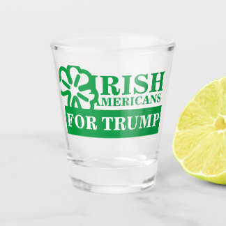 ST PATRICKS TAG TRUMP SHOT GLASS SCHNAPSGLAS