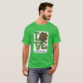 St Patricks Teacher Messy Bun Leopard Bleached Iri T-Shirt (Vorne ganz)