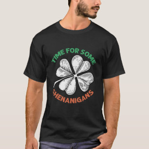 St. Patricks Zeit für einige Schabernack-Kleeblatt T-Shirt
