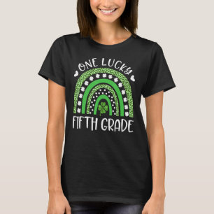St Patricku2019s Tag Eins Glückliche Fünfte Klasse T-Shirt