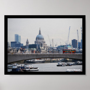 St. Paul’s und die Themse Poster