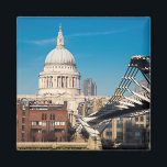 St. Paul's Cathedral London Kühlschrank Magnet<br><div class="desc">Ein Kühlschrankmagnet,  der den berühmten Ausblick auf die St. Paul's Cathedral zeigt</div>