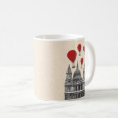 St. Pauls Kathedrale und Red Hot Air Balloons Kaffeetasse (VorderseiteRechts)