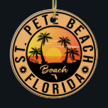 St Pete Beach Florida Sunset Paradise Vintag Keramik Ornament<br><div class="desc">St. Pete Beach Florida - Retro Tropical Palm Tree 60er Souvenirs Vintages Design macht ein großartiges Weihnachts- oder Geburtstagsgeschenk für Liebhaber des Strandes von St. Pete Beach. Das Retro-Sommerdesign ist ein perfektes Geschenk für Reisende und tropische Fans.</div>
