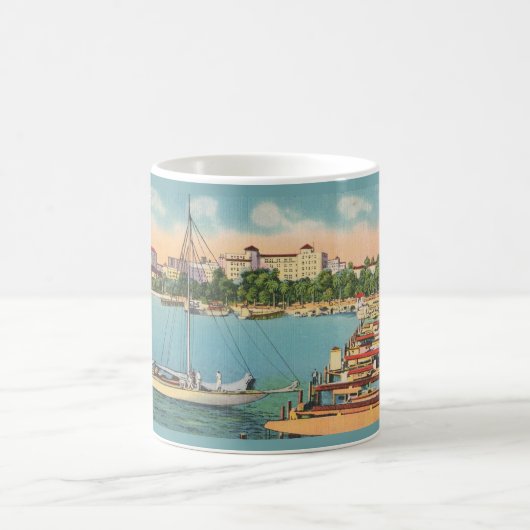 St. Petersburg Yachtbecken Tasse (Mittel)
