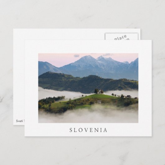 St. Thomas Kirche mit Bergen in Slowenien weiß Postkarte (Vorne/Hinten)