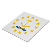 Staatsflagge auf der Insel Rhode Fliese (Seite)