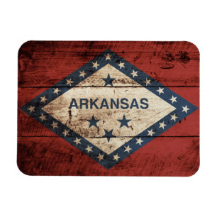 Staatsflagge von Arkansas auf dem alten Holzkorn Magnet