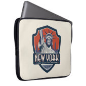 Staatsstolz | New York Laptopschutzhülle (Vorne Rechts)