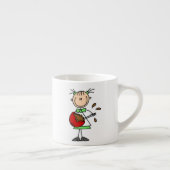 Stäbchenfigur-Bäcker mischt Teig Espressotasse (Rechts)