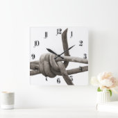 Stacheldraht Quadratische Wanduhr (Zuhause)