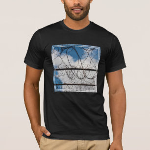 Stacheldrahtzaun T-Shirt