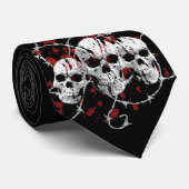 Stachelschädel Krawatte (Gerollt)