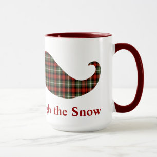 Staching durch den Schnee-karierten Tasse
