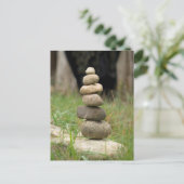 Stack der ausgewogenen Steine Postkarte (Stehend Vorderseite)