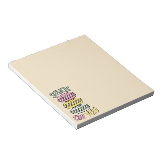 Stack of Cute Kawaii Macarons Notizblock (angewinkelt)