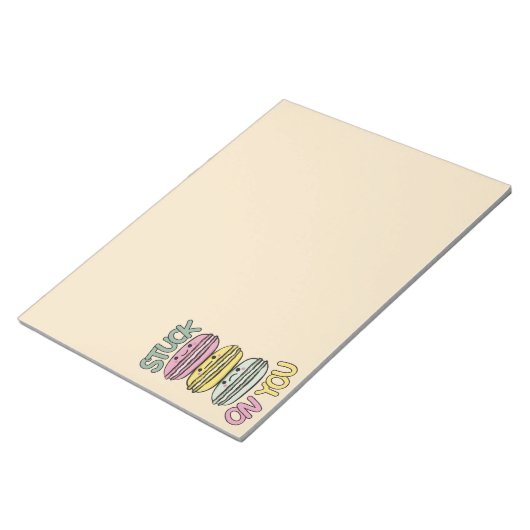 Stack of Cute Kawaii Macarons Notizblock (angewinkelt)