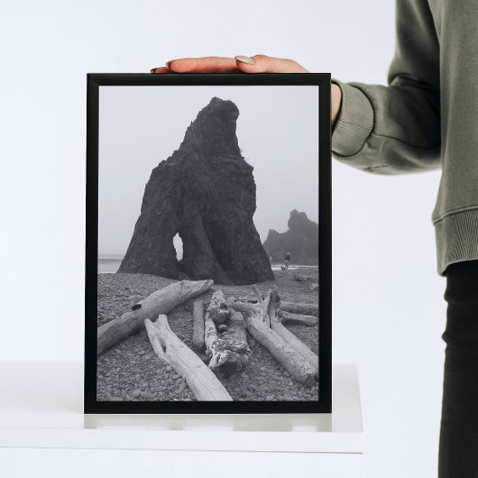 Stacks Schwarz und Weiß am Küstenmeer Fotodruck