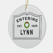 Stadt Lynn Holiday Wreath Keramik Ornament (Links)