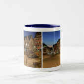 Stadt Siegen Marktplatz zur blauen Stunde Zweifarbige Tasse (Mittel)