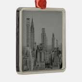 Stadt-Skyline Silbernes Ornament (Rechts)