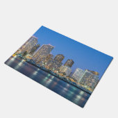 Stadt Skyline von Waikiki Fußmatte (Schrägansicht)