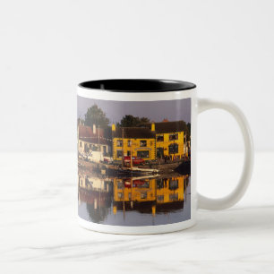 Stadt und Hafen, Kinvarra, Landkreis Galway, Zweifarbige Tasse