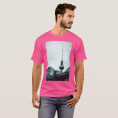 Stadtbild Berlin. Alexanderplatz T-Shirt (Vorne ganz)