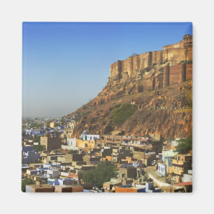 Stadtbild der blauen Stadt mit Meherangarh, der Magnet