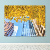Stadtbild Skyline und Herbstbaum Leinwanddruck (Insitu (Holzboden))