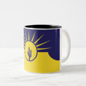 Stadtflagge von Mesa Zweifarbige Tasse (VorderseiteRechts)