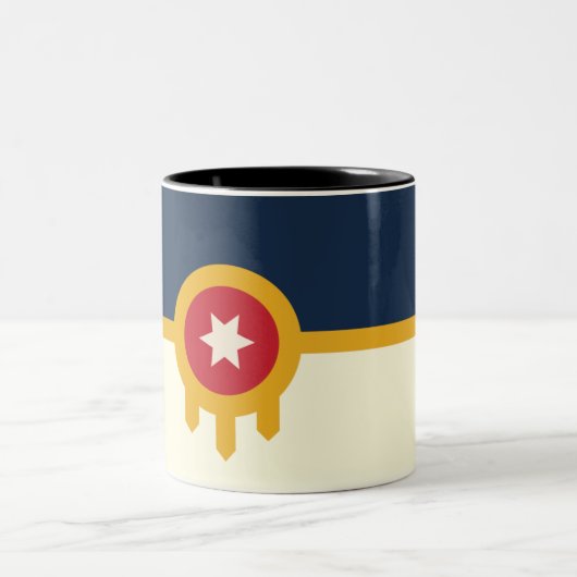 Stadtflagge von Tulsa Zweifarbige Tasse (Mittel)