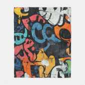 Städtische Graffiti-Collage mit kräftigen Farben Fleecedecke (Vorderseite)