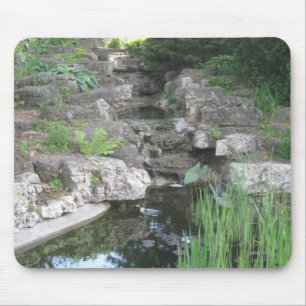 Städtischer Wasserfall Mousepad