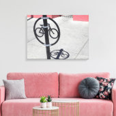 Städtisches Fahrrad Hitching Leinwanddruck (Insitu (Wohnzimmer))
